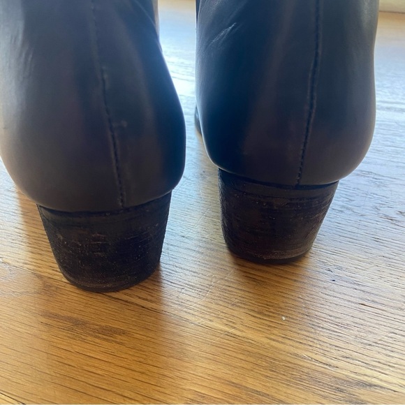 FREE PEOPLE WOMEN'S CHARM DOUBLE V ANKLE FASHION BOOTIES - ROUND TOE size 9.5 - Picture 10 of 14